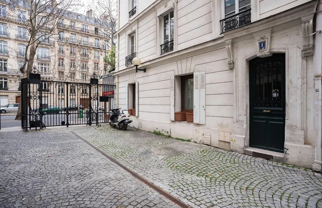 Guestready - Magnifique Studio Near Eiffel Tower-1